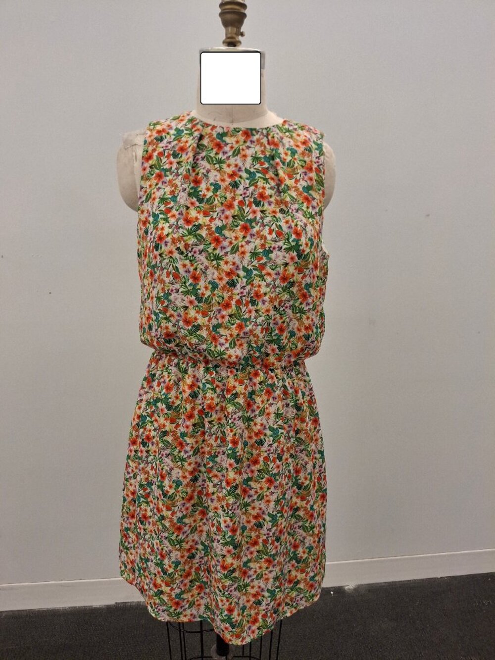 NEW H&M floral dress - size 10